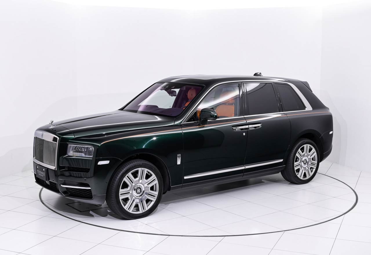Rolls-Royce Cullinan - image 1