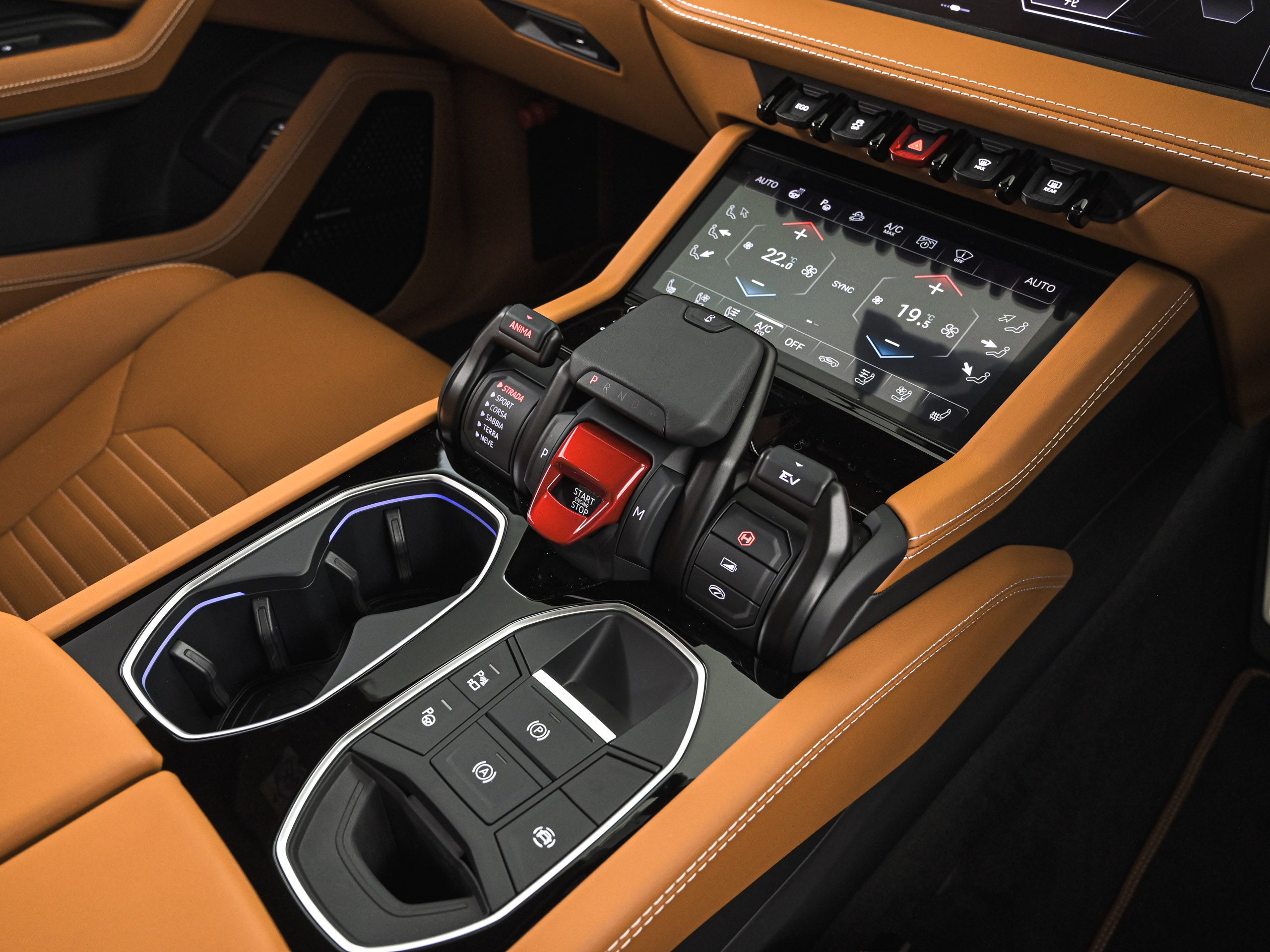 Lamborghini Urus SE - image 22