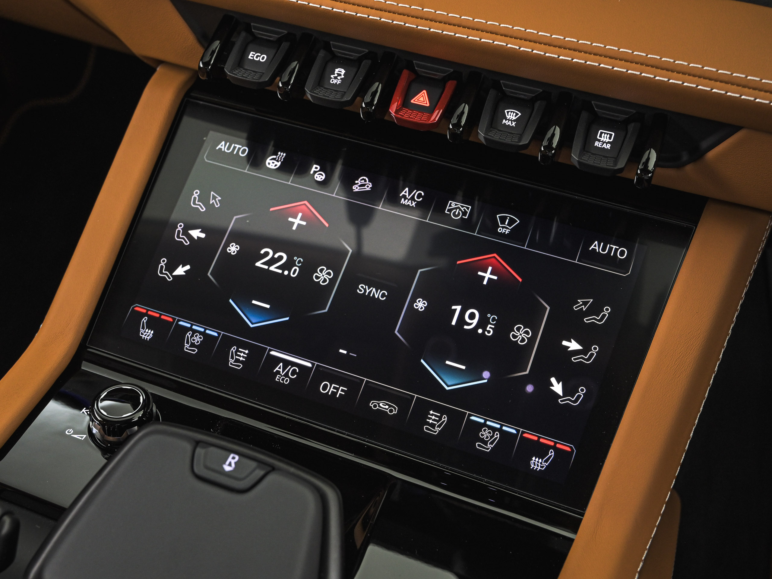 Lamborghini Urus SE - image 26