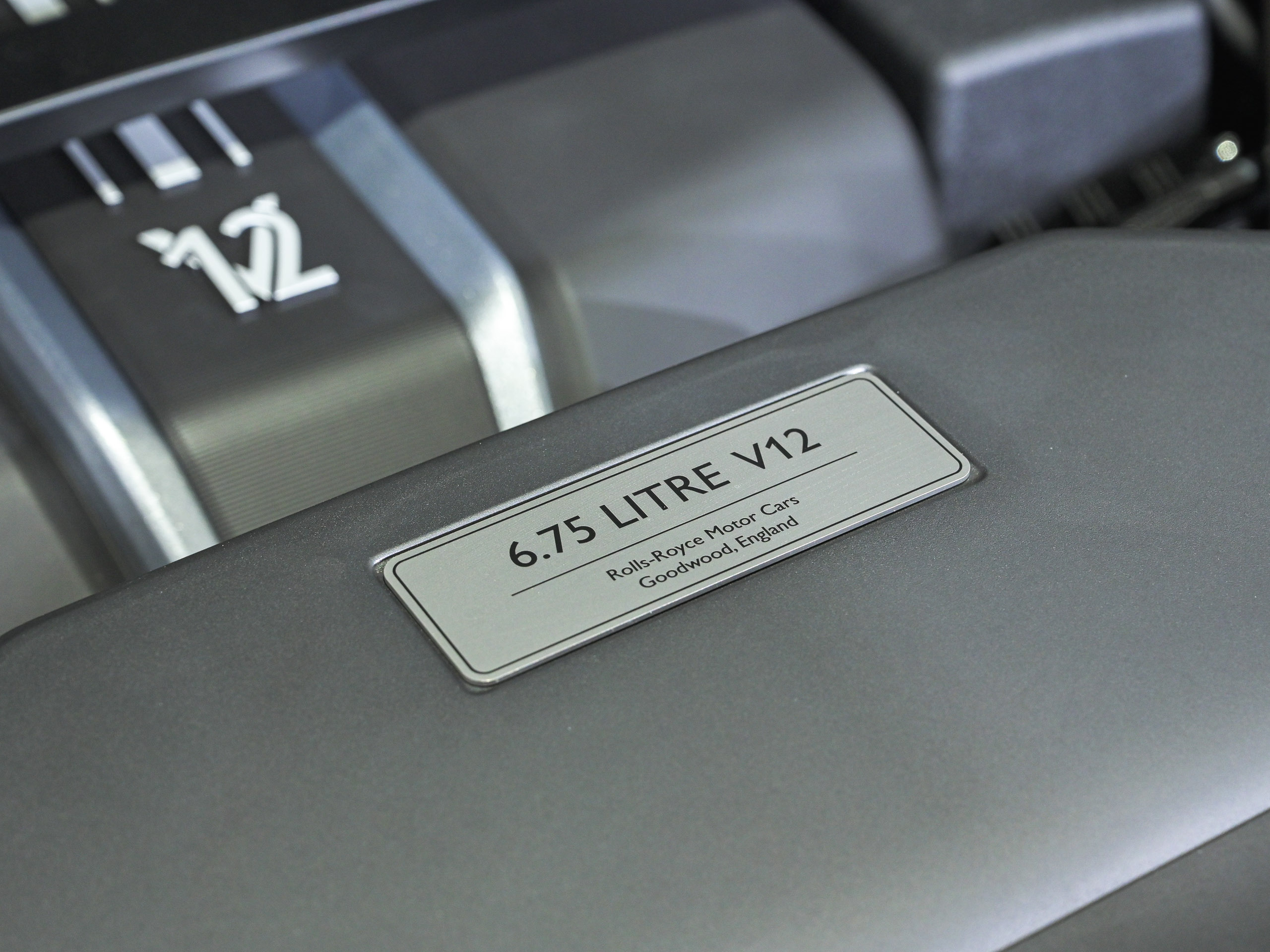 Rolls-Royce BLACK BADGE CULLINAN Series2 - image 10