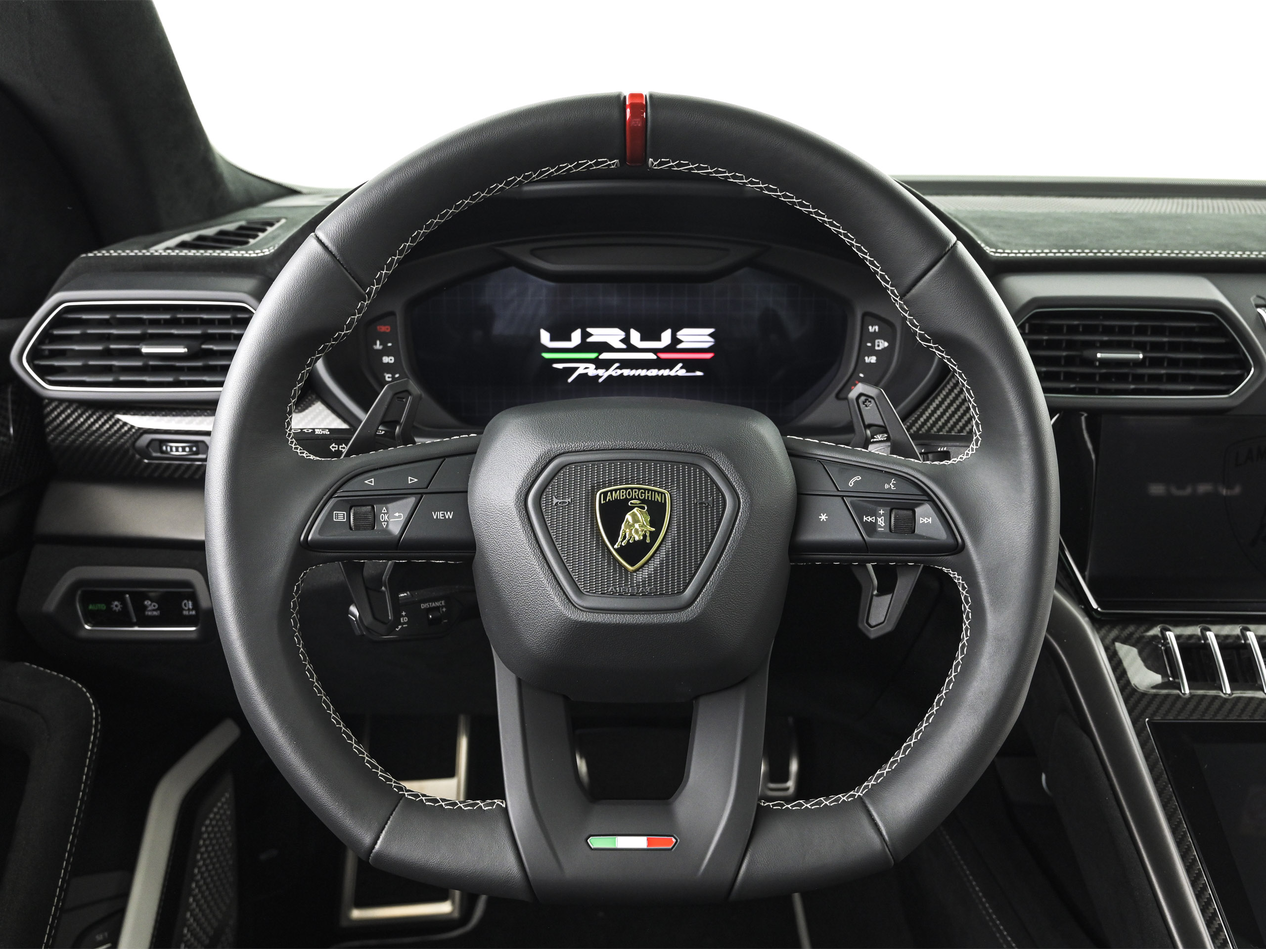 Lamborghini Urus Performante - image 22