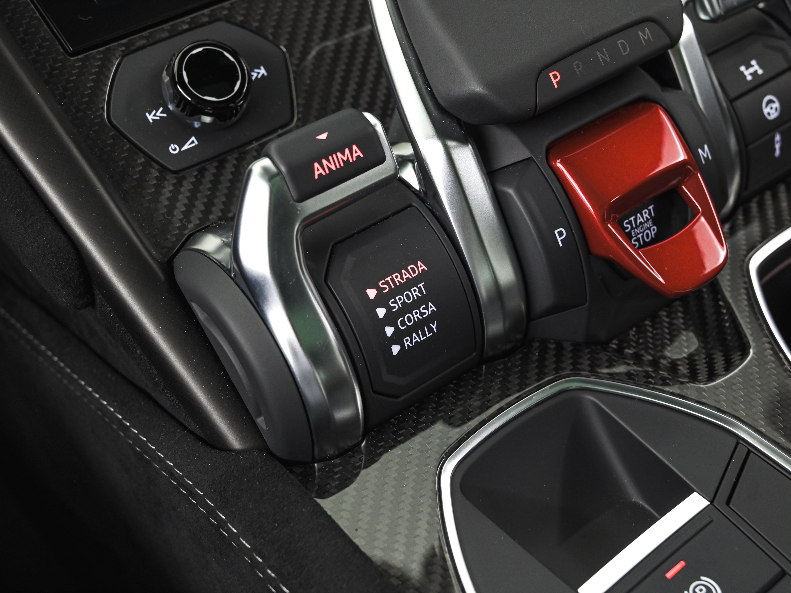Lamborghini Urus Performante - image 25