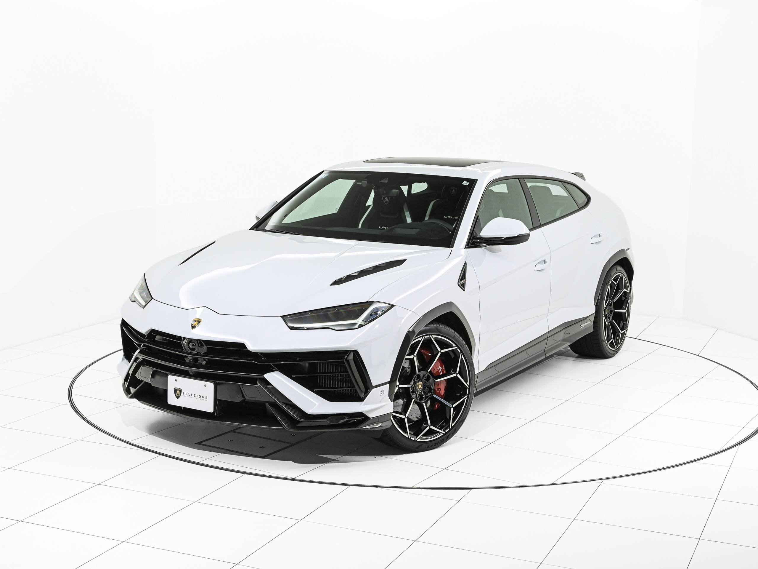 Lamborghini Urus Performante - image 44
