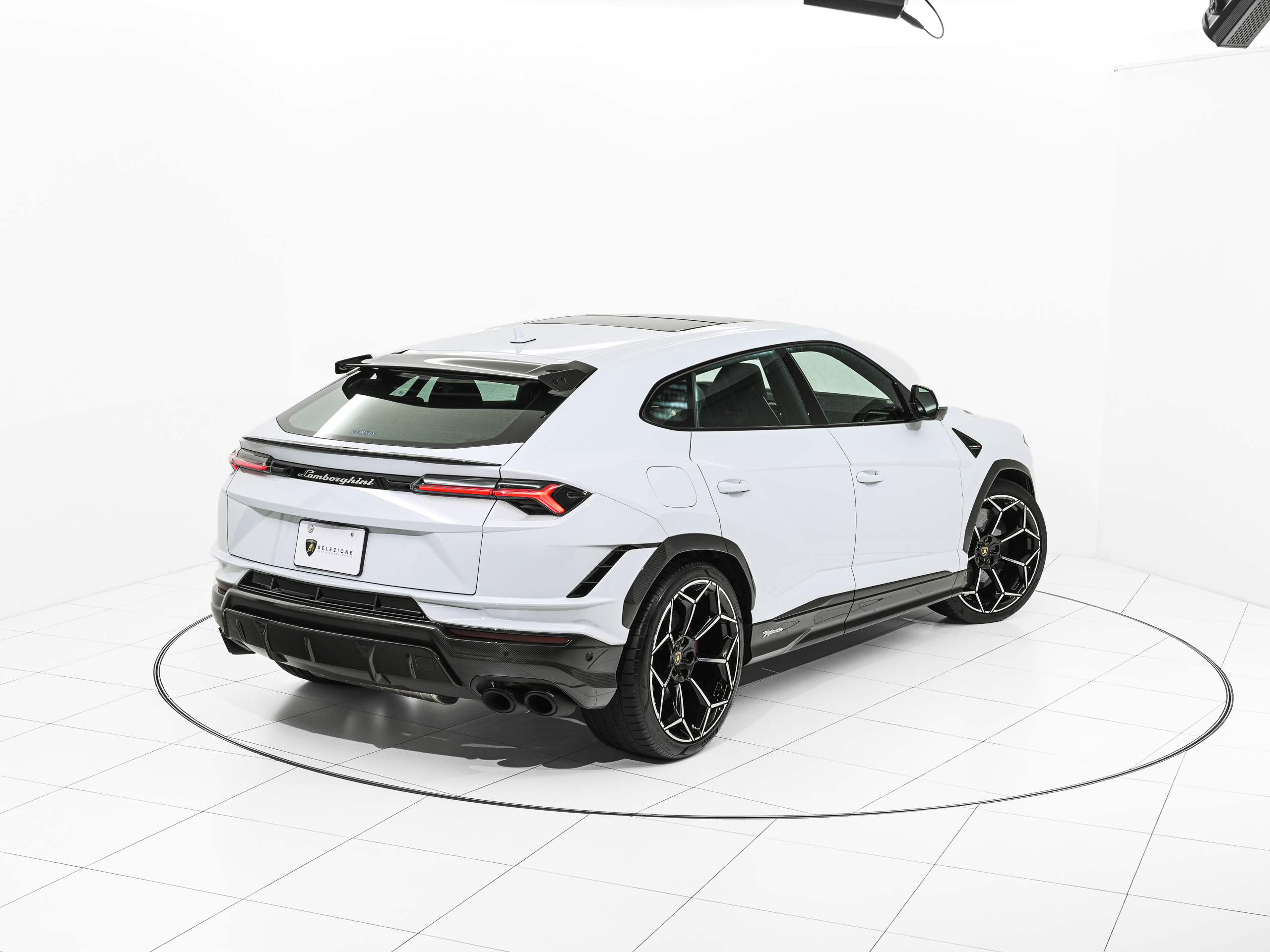 Lamborghini Urus Performante - image 45