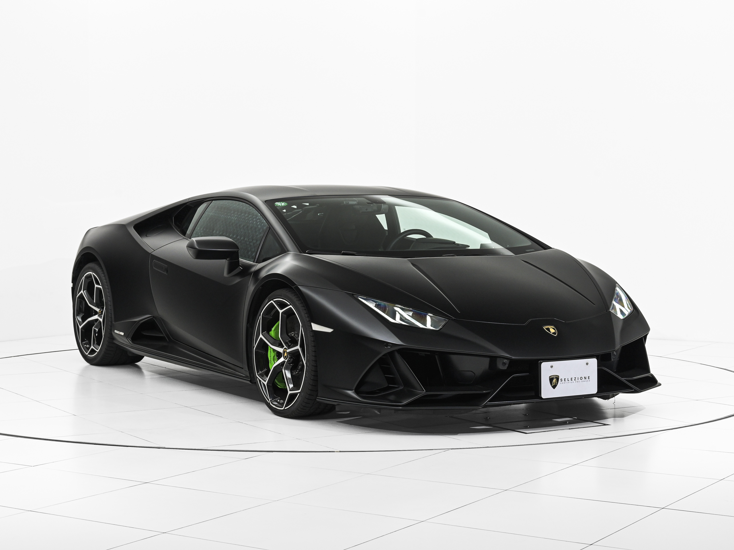 Lamborghini Huracan EVO Coupe - image 3