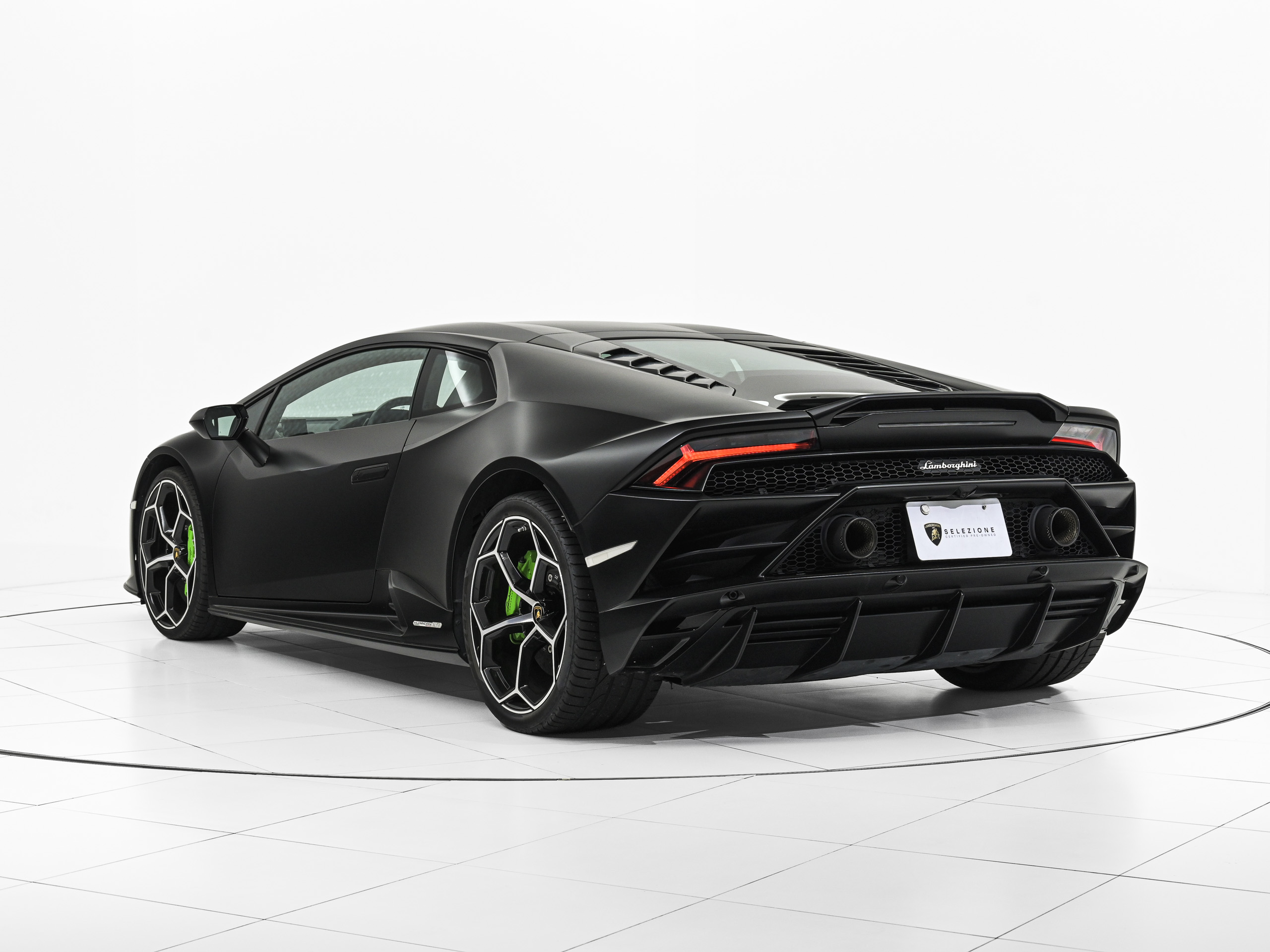 Lamborghini Huracan EVO Coupe - image 6