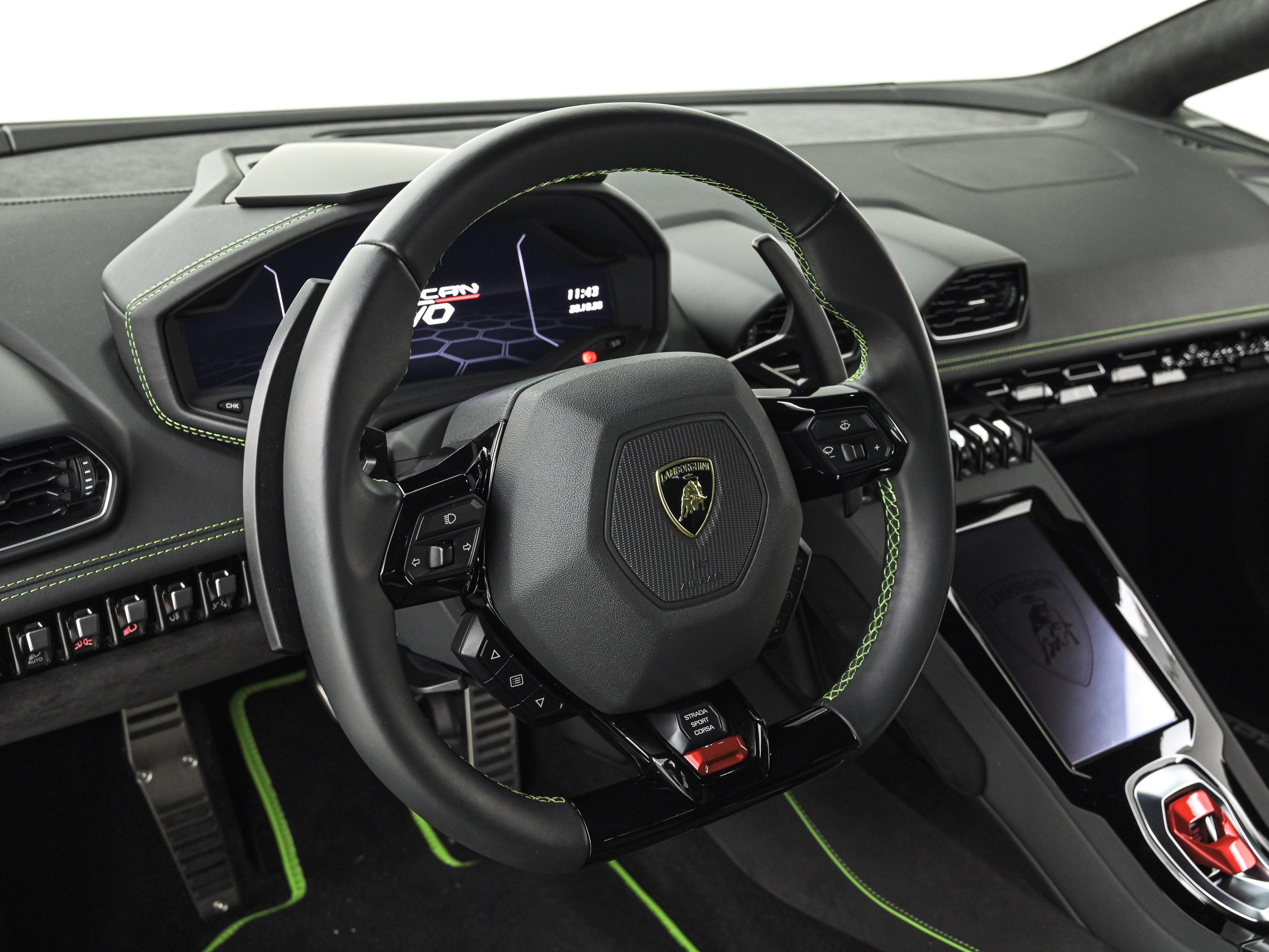 Lamborghini Huracan EVO Coupe - image 17