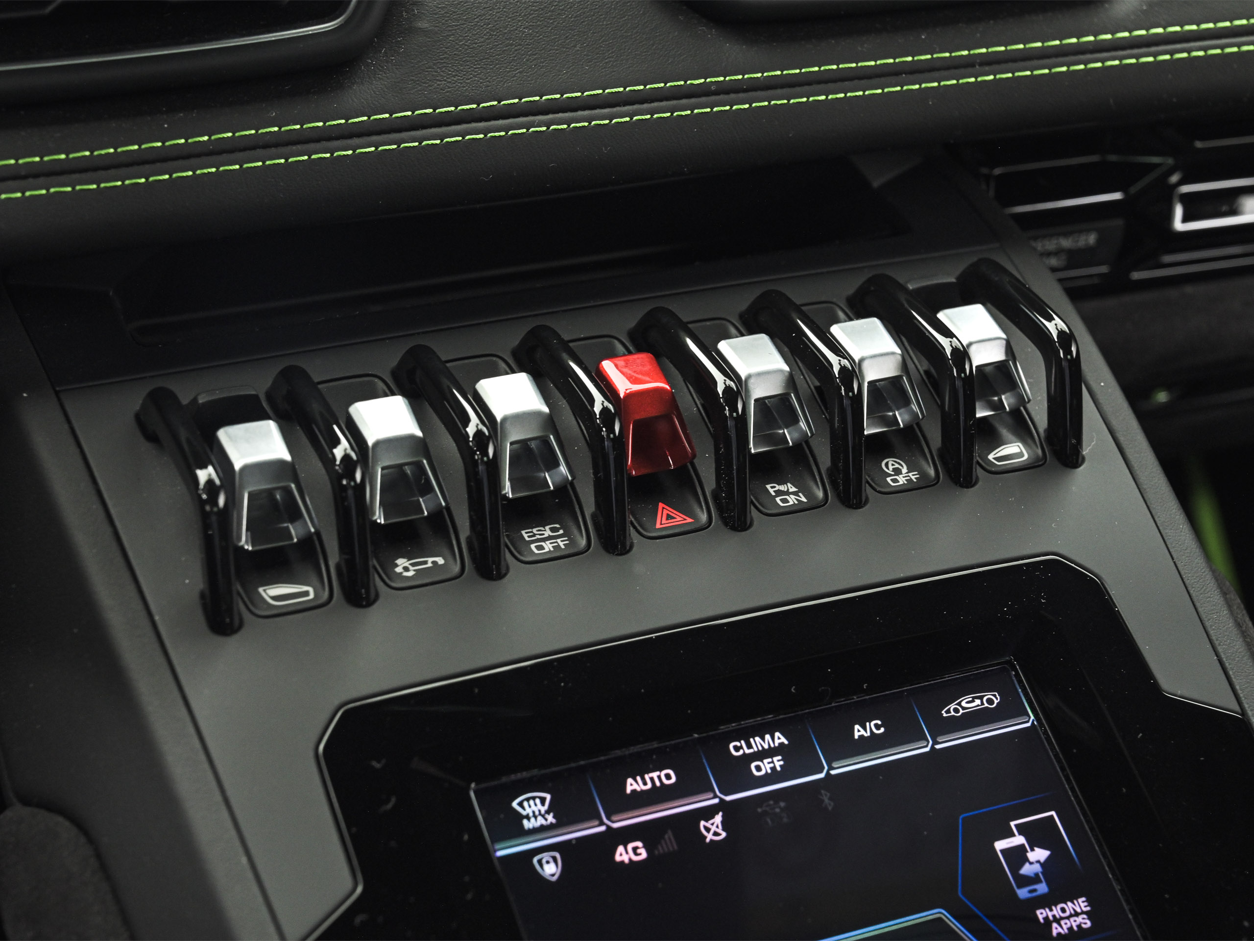 Lamborghini Huracan EVO Coupe - image 21