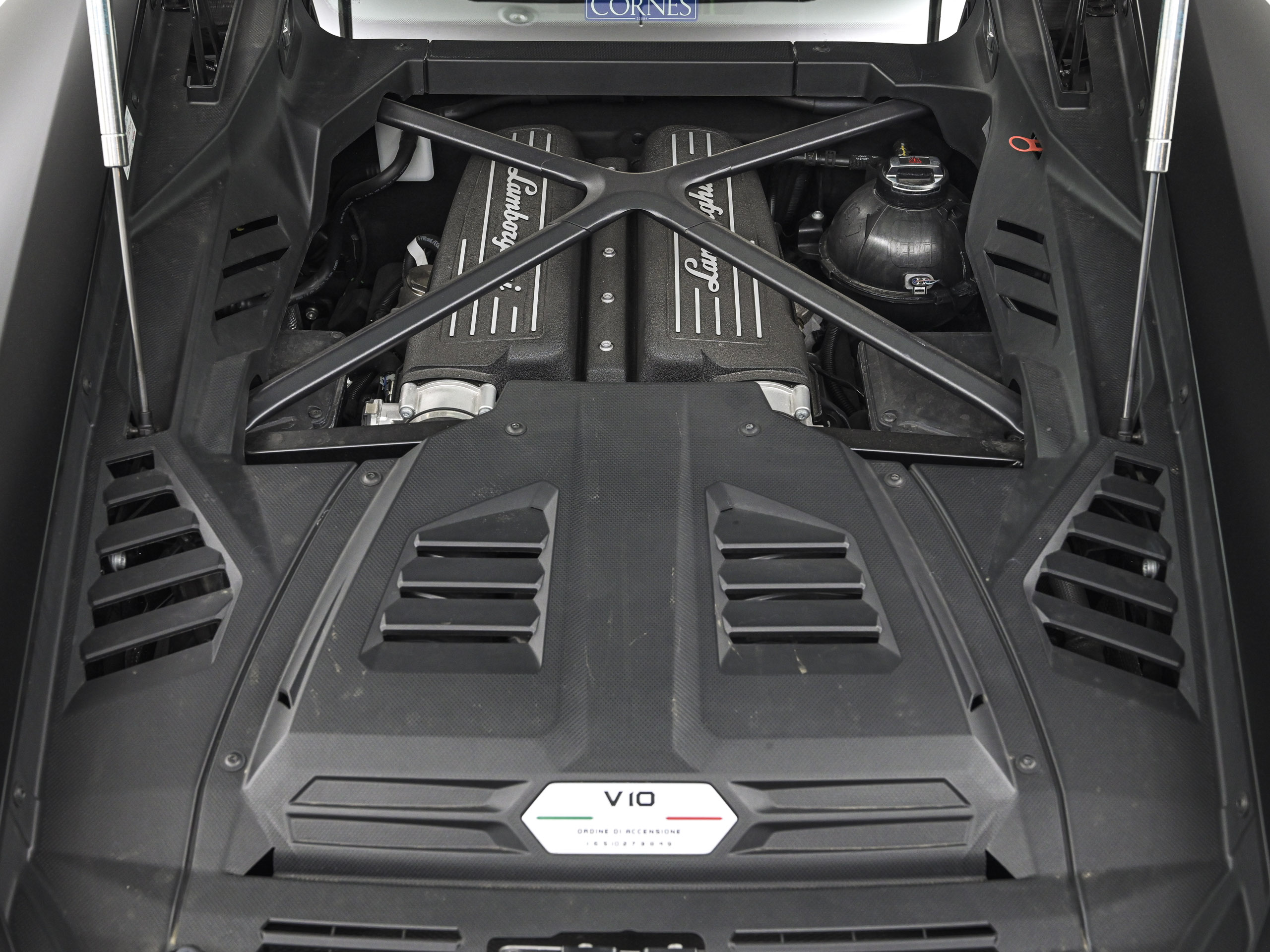 Lamborghini Huracan EVO Coupe - image 27