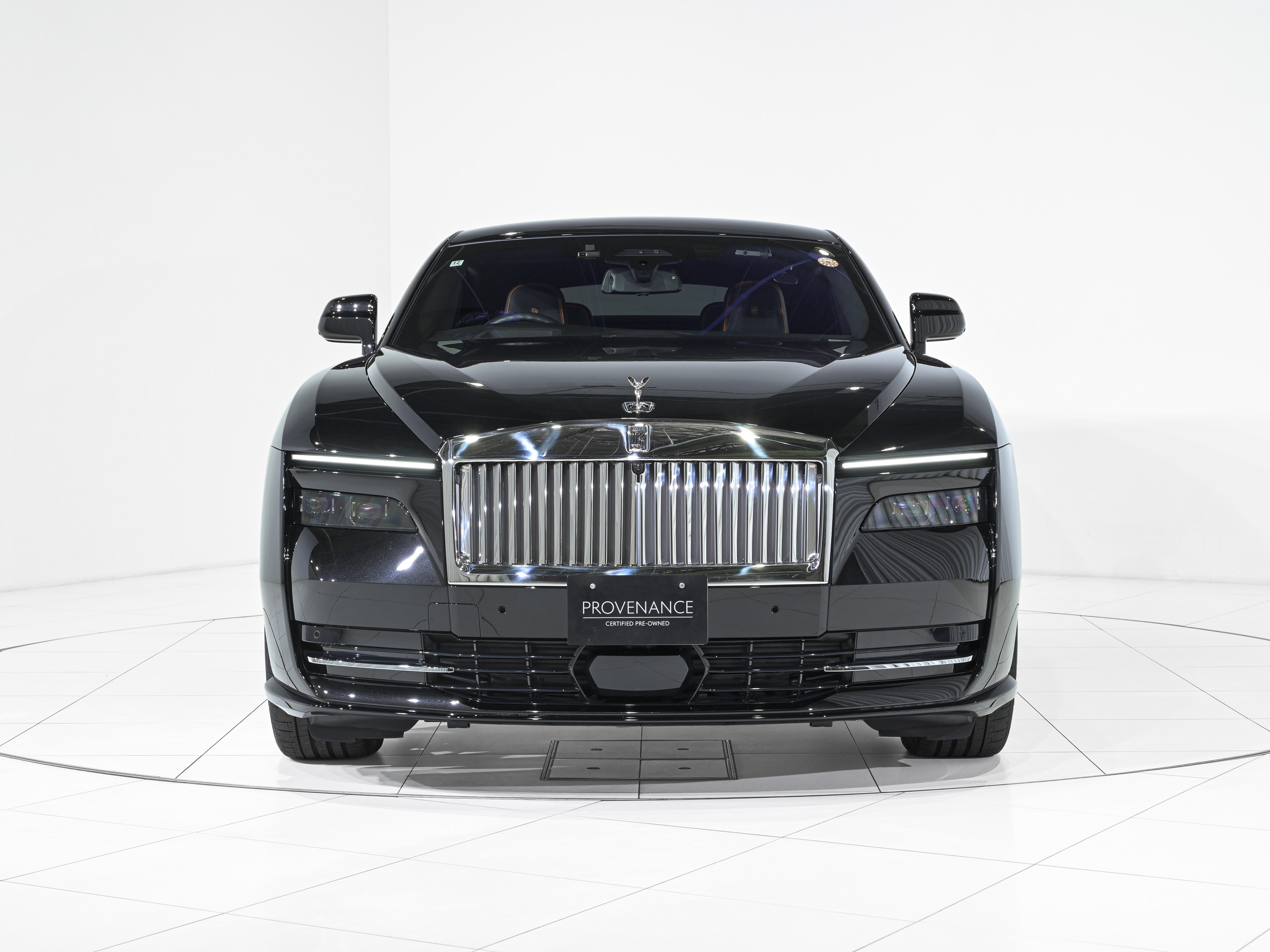 Rolls-Royce Spectre - image 2