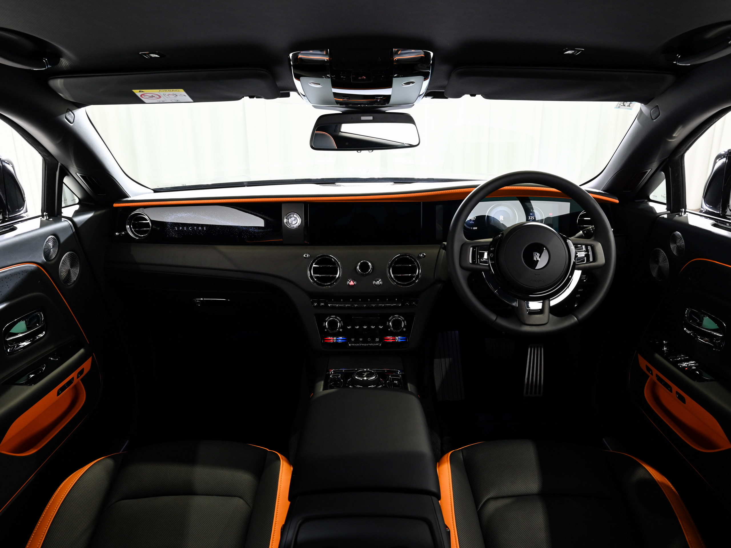 Rolls-Royce Spectre - image 23