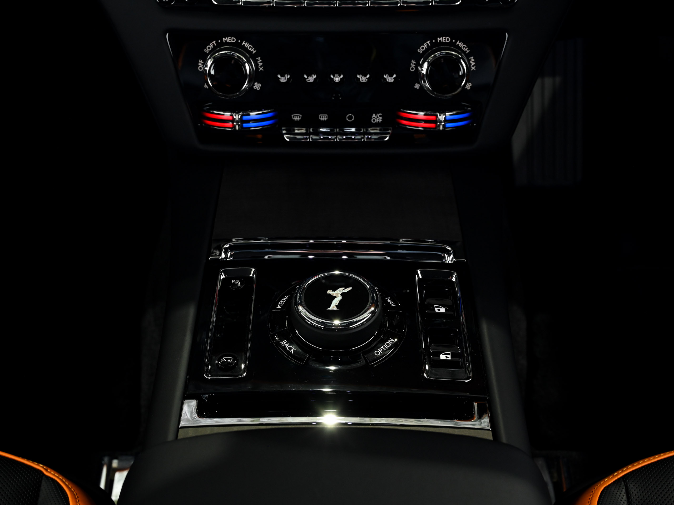 Rolls-Royce Spectre - image 28