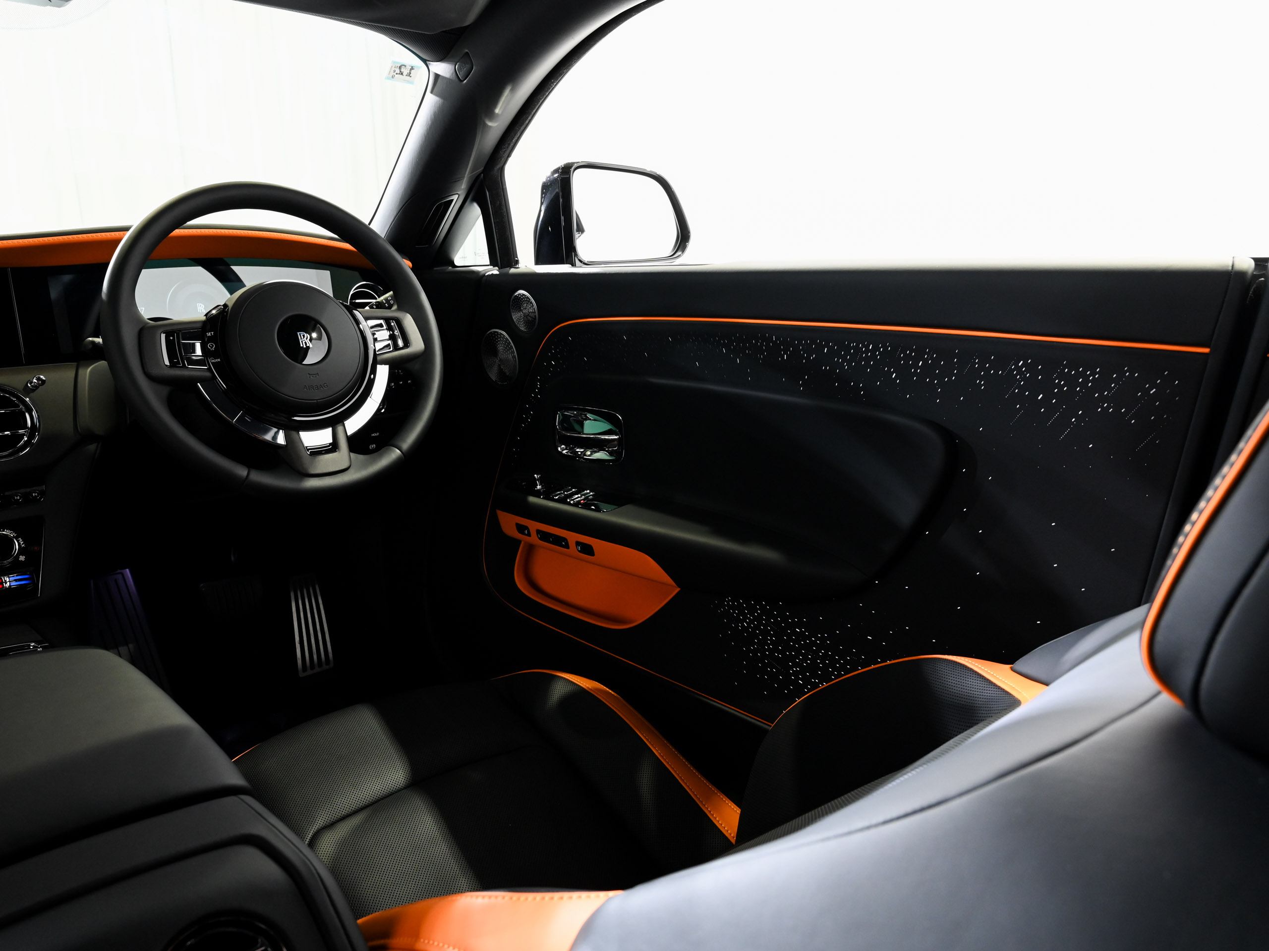 Rolls-Royce Spectre - image 41
