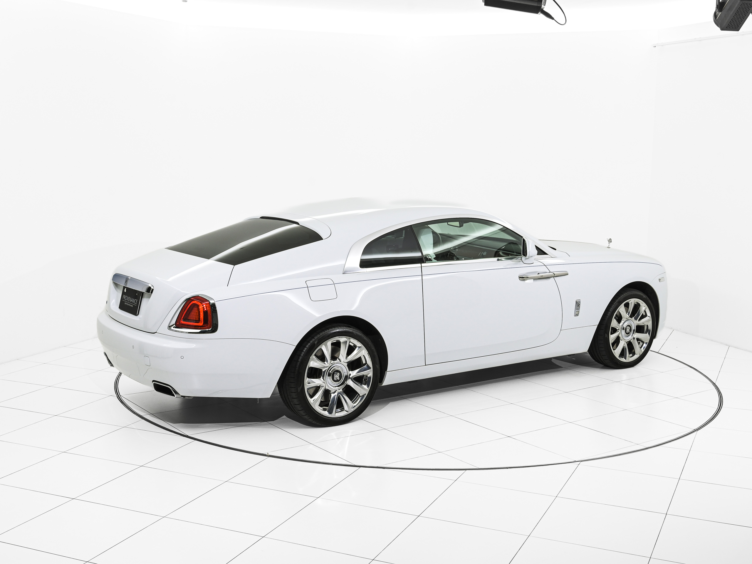 Rolls-Royce Wraith - image 40