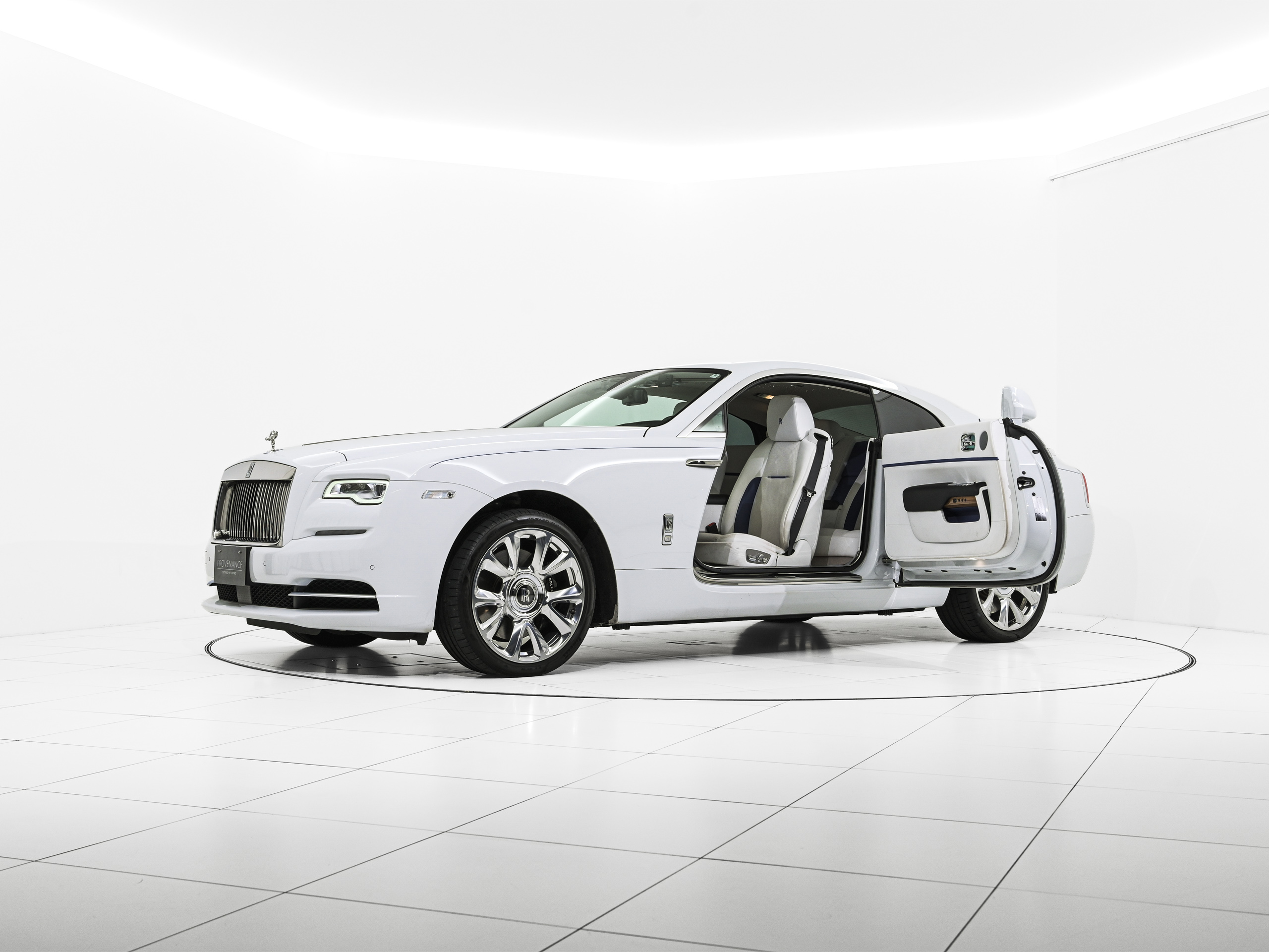 Rolls-Royce Wraith - image 42